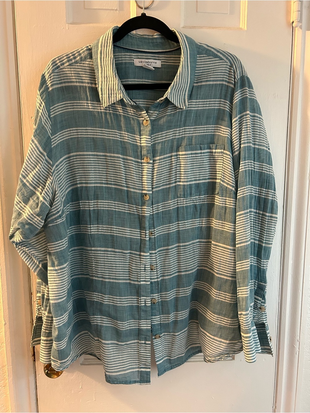 Liz Claiborne Women’s Blue Stripe Button-Up Shirt
